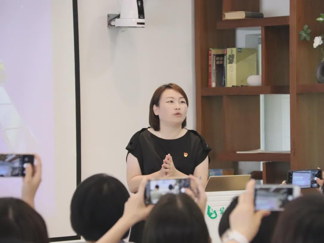 教学高科技_高科技教学的利与弊_高科技教学手段