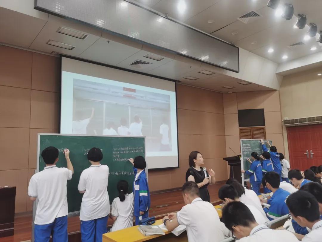 教学高科技_高科技教学的利与弊_高科技教学手段