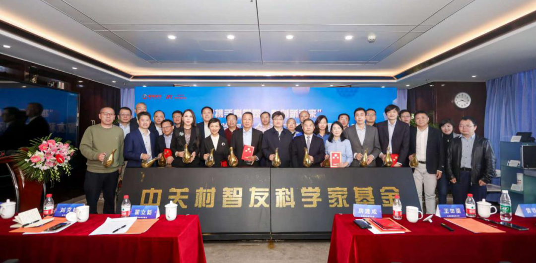孵化硬件智能产品介绍_智能孵化设备_智能硬件产品孵化