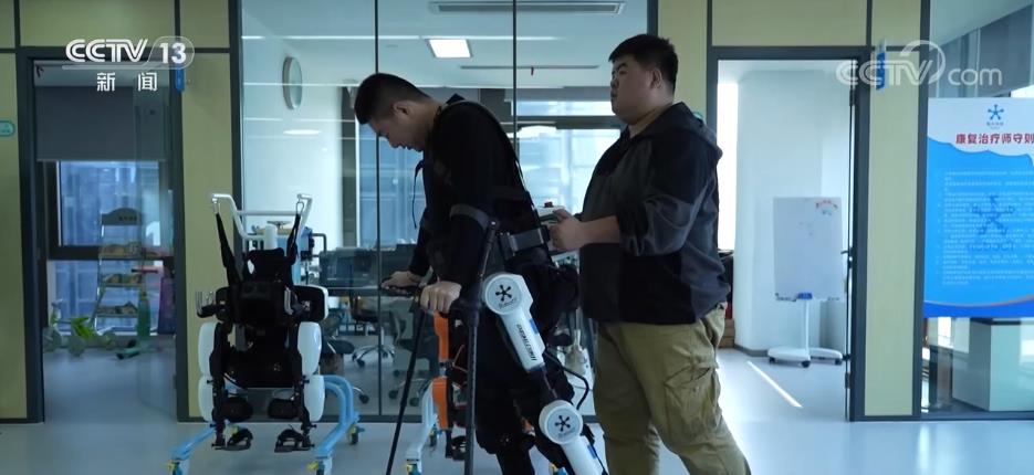 浙江大学外骨骼机器人_浙江智能外骨骼机器人装备_智能机械外骨骼