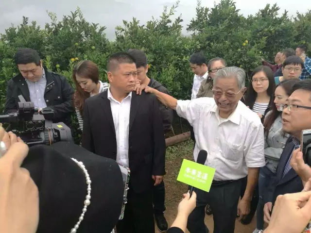 评审优点_评审奖是什么意思_红点奖评审特点